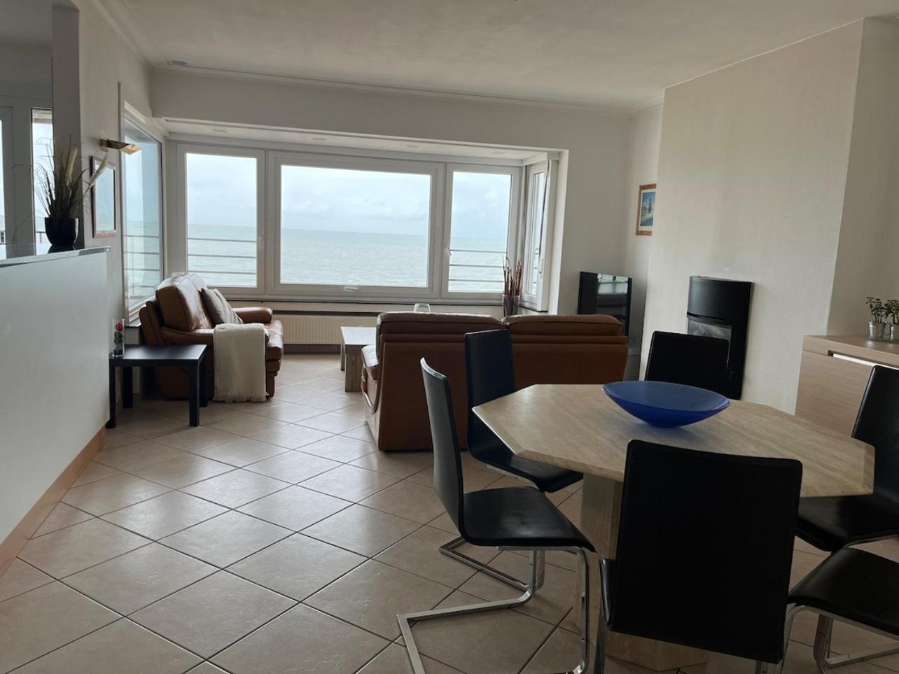 Bright Apartment With Sea View Ostend Exterior photo