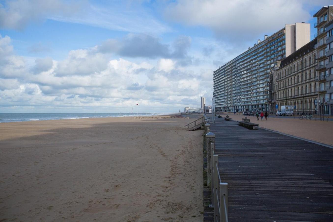 Bright Apartment With Sea View Ostend Exterior photo
