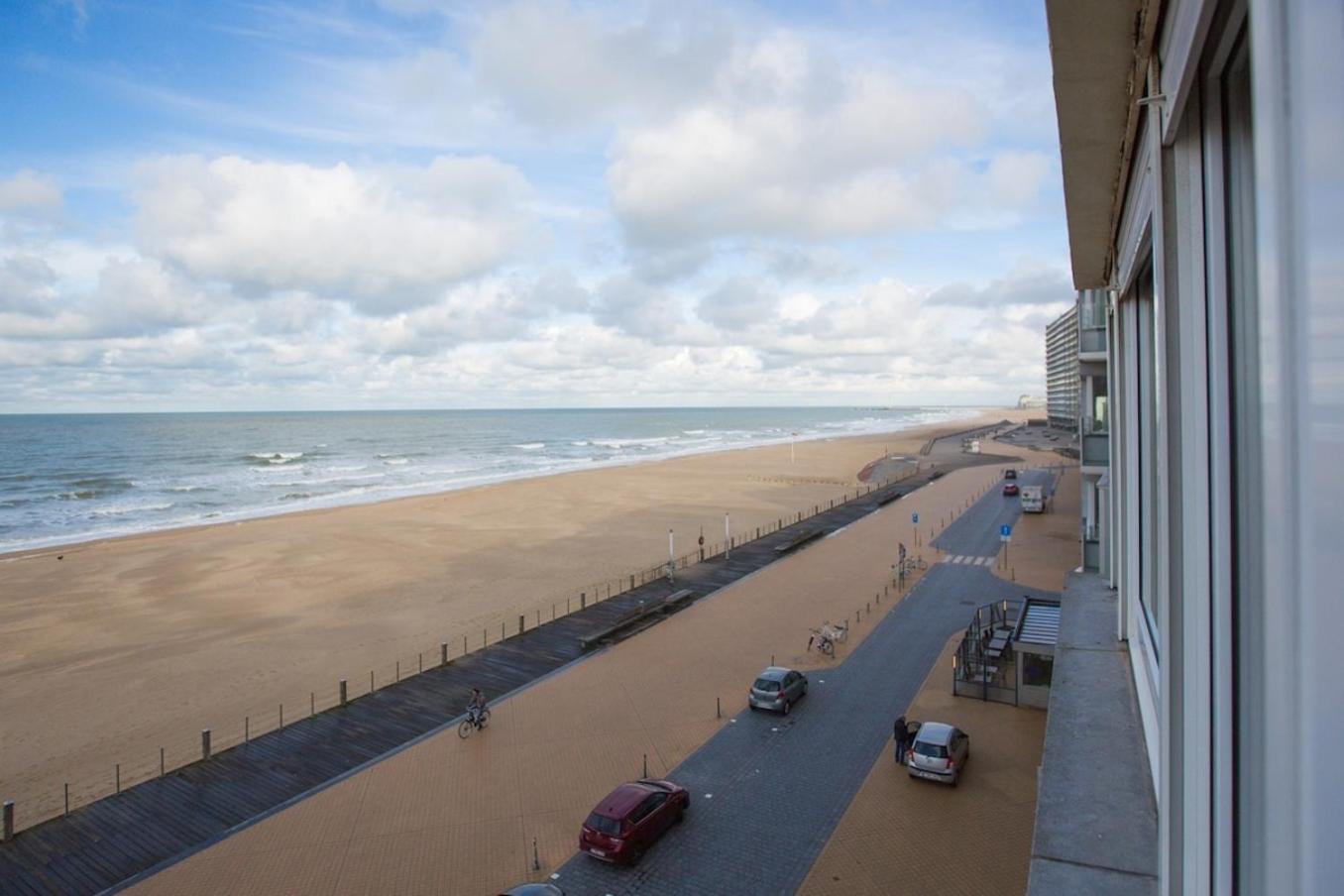 Bright Apartment With Sea View Ostend Exterior photo